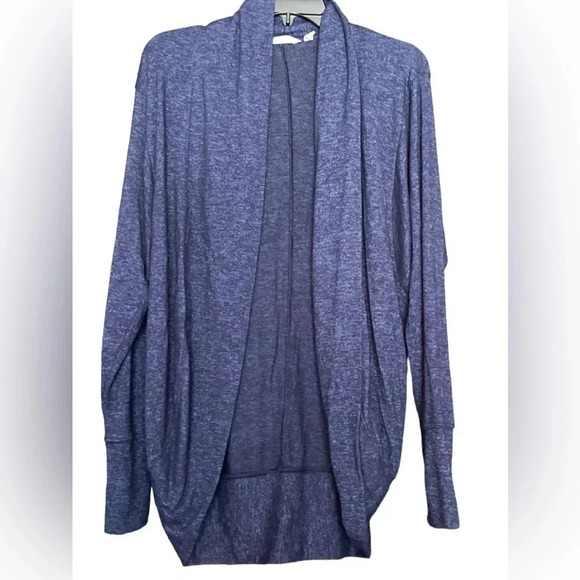 Athleta sweater in blue
BIN #3 - Picture 1 of 6